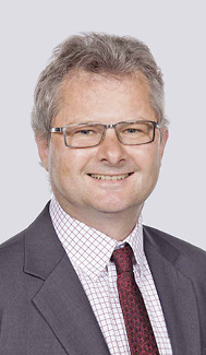 Hans-Peter Hess von der Ing. Hess GmbH war für die Planung und Realisierung 
der Absauganlage zuständig.

