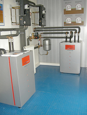 Bild 3: Wärmepumpenraum im FKW-Gebäude

