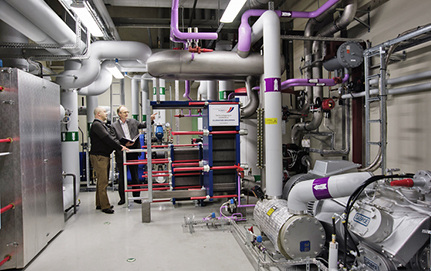 
Mit gutem Beispiel voran: Mit der neuen Wärmepumpe kann Alfa Laval am 
Standort Gunnesbo fast den gesamten Wärmebedarf für Heizung und 
Brauchwasser decken.

