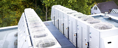 Auf dem Dach sind etwa 440 kW Kälteleistung installiert.

