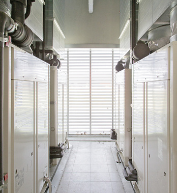 Die Außengeräte Conveni-Pack und ZEAS von Daikin

