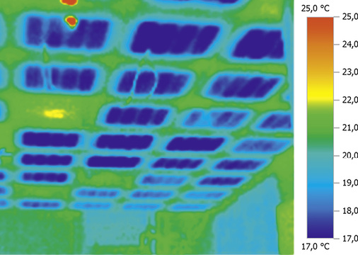 
Wärmebild der montierten Klimadecke.

