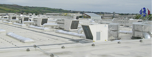 Rooftop-Systeme von Clivet auf einem Retail-Markt



