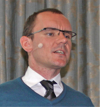 
Es geht nicht nur um Angriffe auf Infrastrukturen, sondern auch um 
kommerziell motivierten Datendiebstahl, um persönliche Profile der Nutzer zu 
vervollständigen.“

