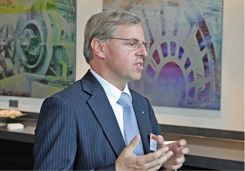 Dr. Gassmann: Mit relativ einfachen Mitteln können Codes von Funkprotokollen 
abgehört und für den böswilligen Einsatz repliziert werden.“

