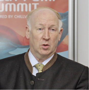 Dr.-Ing. Rainer Jakobs, Koordinator des EHPS, Informationszentrum 
Wärmepumpen und Kältetechnik IZW e. V.

