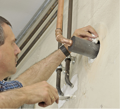 Der fachgerechte Verschluss des Ringspalts mit einem geeigneten Baustoff ist 
Bestandteil des Rohrabschottungssystems.

