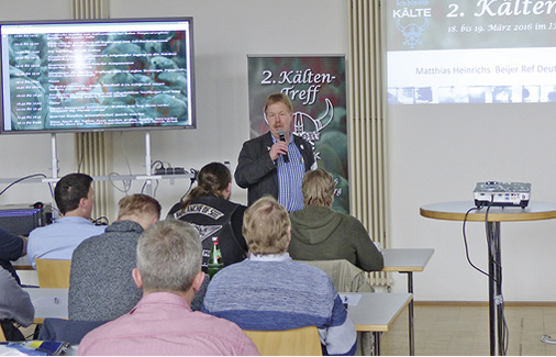 Karsten Beermann moderiert als Hausherr des Informationszentrums für 
Kälte-, Klima- und Energietechnik gGmbH (IKKE) die Veranstaltung.


