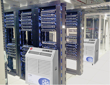 
Mobile Klimasplitgeräte übernahmen während der dreiwöchigen Umbauarbeiten 
auf der Queen Mary 2“ die Klimatisierung des Brückennocks und Serverraums.

