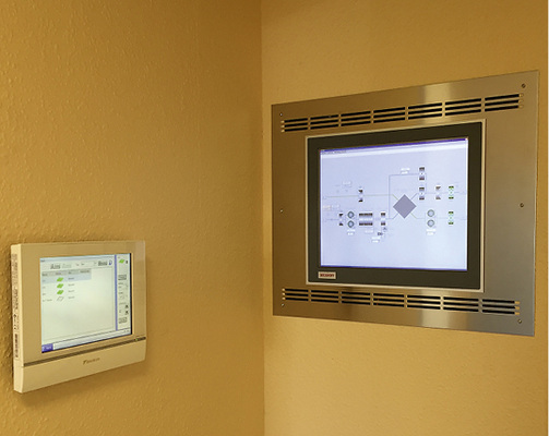 Die Regelung der Klimatisierungseinrichtungen erfolgt weitgehend automatisch, 
für notwendige Bedienschritte gibt es ein Touchscreen-Display.

