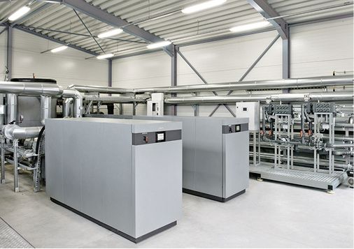 
Die beiden Viessmann Wärmepumpen Vitocal350-G von Viessmann leisten 
insgesamt 620 kW.

