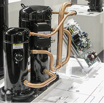 Zwei R290-Verdichter im Verbund von Emerson

