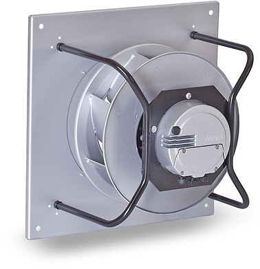 
Bild 5: Kompakt und einfach zu installieren: EC-Ventilatoren für die 
Emissionsabsaugung.

