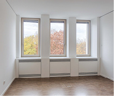 
Die Brüstungslüftungsgeräte verbergen sich hinter einer optisch 
ansprechenden Verkleidung.

