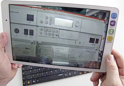 Der Fernservice bietet dem Handwerker die Möglichkeit, sich per 
Echtzeit-Video bereits beim Erstkontakt einen detaillierten Eindruck zu 
verschaffen.

