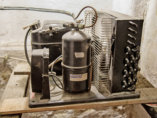 Das L’Unité Kälteaggregat mit dem Tecumseh Kompressor ist seit rund 30 
Jahren in Betrieb.

