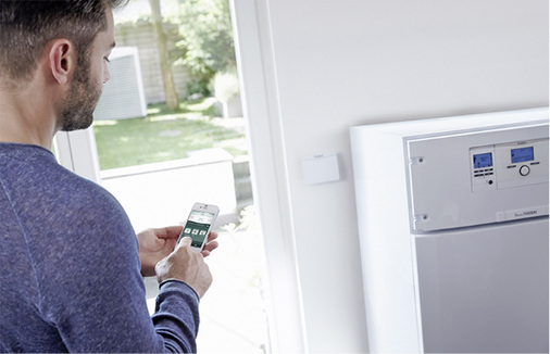 Apps zur Steuerung der Wärmepumpen-Anlage können Abläufe erleichtern.


