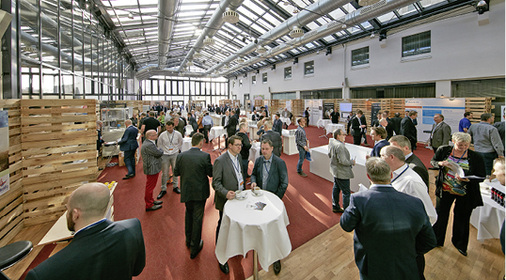 Plattform für Austausch und Information der Teilnehmer im 
Convention-Bereich.

