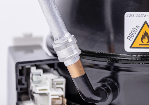 Mit einer Lokring-Verbindung können zwei unterschiedliche Metalle hermetisch 
miteinander verbunden werden.


