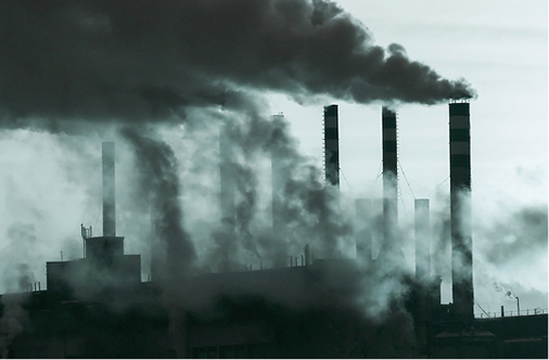 
Das CO
2
  der Atmosphäre stammt aus verschiedenen Vorkommen und Prozessen wie 
Vulkane, Ozeane, natürliche Quellenkohlensäure, Verbrennung fossiler 
Brennstoffe, Wald-brände, Brandrodung“, Abgase aus chemischer Produktion, 
Erdgas- und… - © www.thinkstock.com

