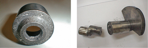 Hier sind extreme Folgen von Flüssigkeitsschlägen zu sehen. Das linke Bild 
zeigt einen Kolben mit einem Durchschlag. Dies kann passieren, wenn 
Flüssigkeit das Saugventil zerschmettert hat, welches daraufhin auf die 
Kolbenkrone fällt. Wenn sich der…