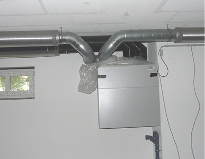 Die Lüftungsgeräte WS 320 wurden in den Waschräumen der Villen montiert.

