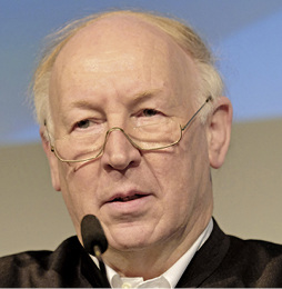 
Dr.-Ing. Rainer Jakobs, Koordinator des EHPS, Informationszentrum 
Wärmepumpen und Kältetechnik (IZW)

