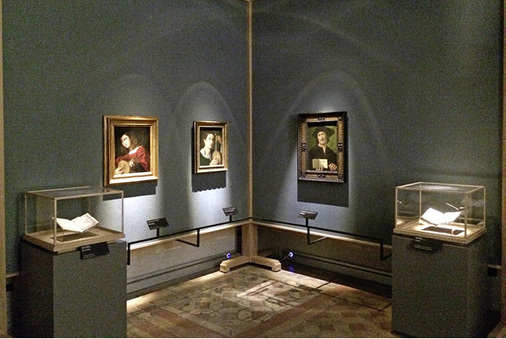 
Blick in einen Museumssaal

