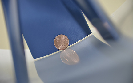 
Die Effizienz eines Axialventilators hängt auch von einem sehr kleinen 
Schaufelradspiel ab.

