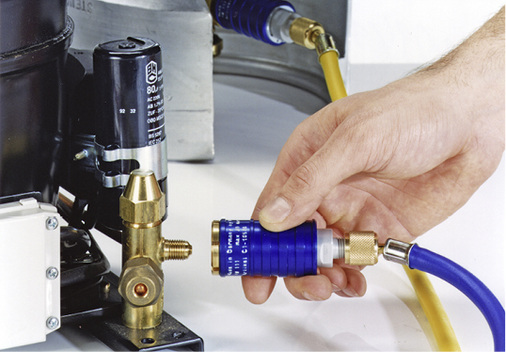 
Service-Adapter TW111 zum Füllen und Evakuieren von Kältemitteln

