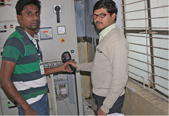 Nach einer thermischen Prüfung erstellt der Dienstleister einen Bericht für 
seine Kunden, der die Aufrechterhaltung von Temperatur und relativer Feuchte 
bestätigt.


