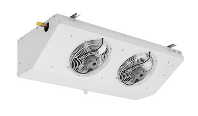 
Bild 3: Deckenluftkühler DLK mit EVD ice, herausgeführte 
Anschlussleitungen

 - © Roller

