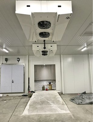 
NK-Raum mit Durchgang in den TK-Bereich

