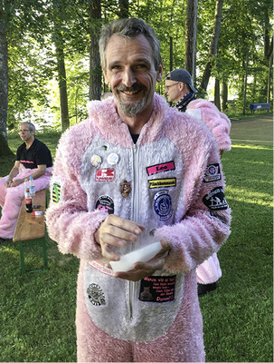 
Andreas Leonhard von der Streetbunnycrew ist von den Kälten und von der 
Veranstaltung begeistert.

