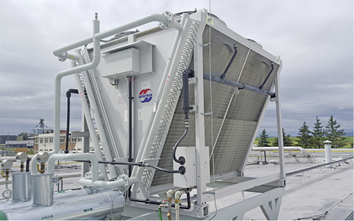 
Die Besprühung des Güntner V-SHAPE Vario, Typ GFD, schaltet sich 
automatisch bei einer Umgebungstemperatur von 27 °C ein und ermöglicht 
dadurch die Kühlung des Ethylenglykols auf eine niedrigere Temperatur als 
die der Umgebung.

