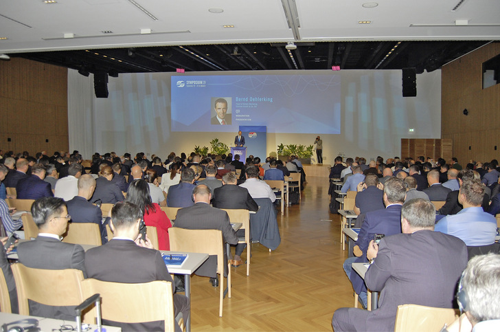 Über 400 Teilnehmer aus aller Welt – darunter Dagestan, USA, Äthiopien, Kolumbien, Aserbaidschan, Brasilien, Japan, Oman, China, Vietnam, Australien und Usbekistan – waren zu Gast 
in Österreich.