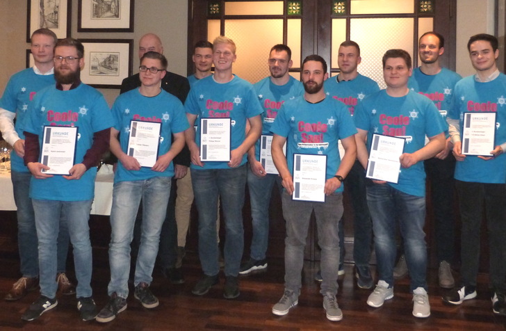 Teilnehmer des Bundesleistungswettbewerbs 2019 bei der Siegerehrung in Moers