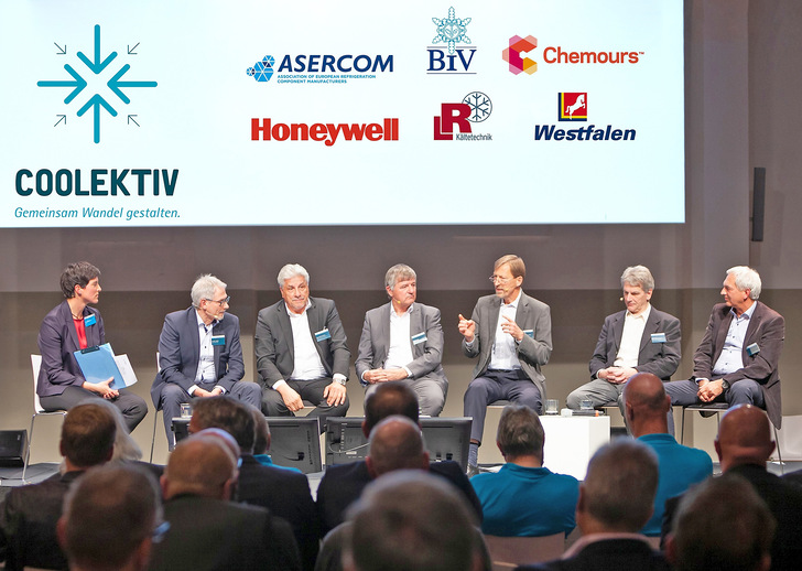 Hochkarätige Podiumsdiskussion mit Vertretern aus Politik und Wirtschaft