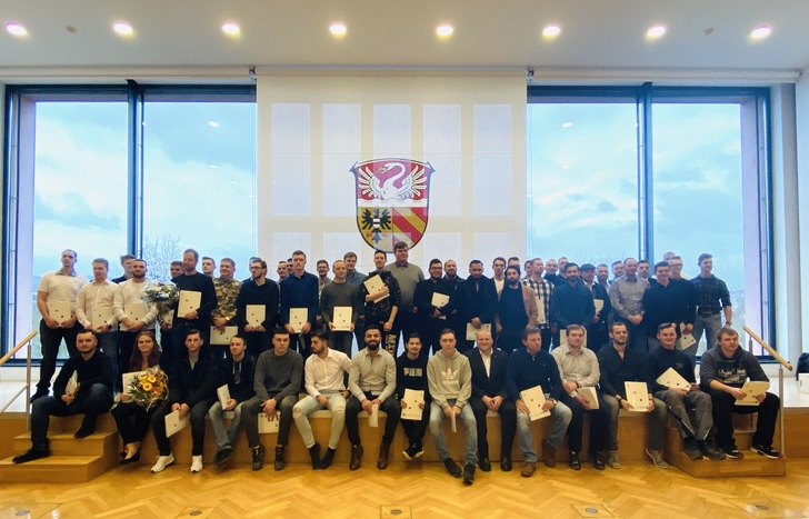 Die frischgebackenen Mechatroniker für Kältetechnik in Hessen