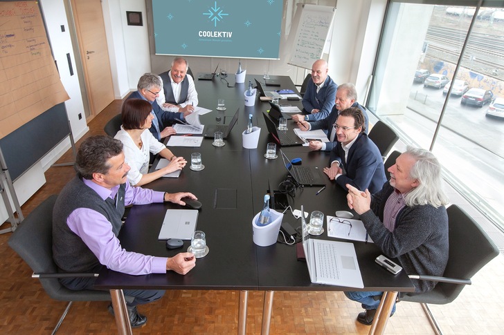 Die Mitglieder des Expertenkomitees Coolektiv erarbeiteten eine Roadmap mit Maßnahmen bis zur Chillventa 2020 (von links): Hans-Dieter Küpper, Chemours Deutschland GmbH, Ewa Pawlak, Chemours Deutschland GmbH, Hans-Jürgen Kemler, Westfalen Gruppe, Wolfgang Zaremski, Asercom AISBL, Heribert Baumeister, Bundesinnungsverband des Deutschen Kälteanlagenbauerhandwerks
(BIV), Burkhard Rüßmann, L & R Kältetechnik GmbH & Co.KG, Christophe Zuliani, Honeywell Fluorine Products B.V., Harald Conrad, Westfalen Gruppe.