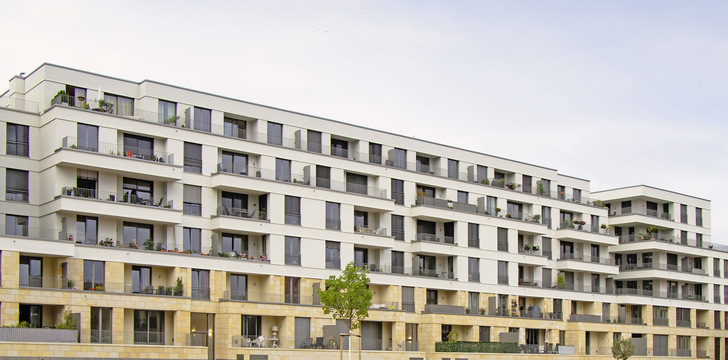 In der Nähe von Zwinger und Semperoper: neue Wohnkomplexe am Herzogin-Garten Dresden.