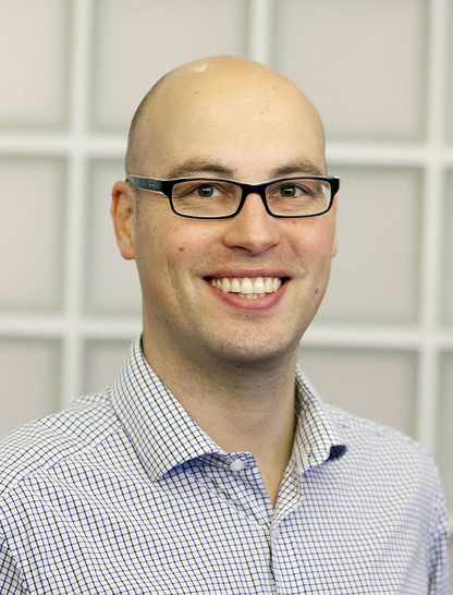 Marc Ehrentraut, Project Manager Process Automation bei der Rösberg Engineering GmbH: „Die besondere Herausforderung bei solchen Projekten besteht aus meiner Sicht darin zu klären, welche Komponenten der Altanlage weiterverwendet werden, welche neu ergänzt werden müssen und wie  A lt und Neu zusammenspielt.“