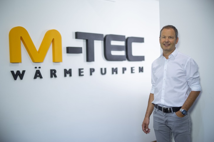 M-TEC-Chef Peter Huemer blickt auf ein erfolgreiches Jahr 2020 zurück. - © M-TEC / Huemer
