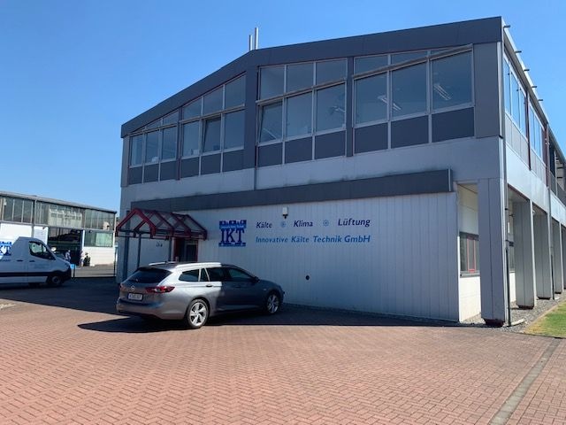 IKT ist insbesondere auf die kältetechnische Ausstattung von Supermärkten spezialisiert.