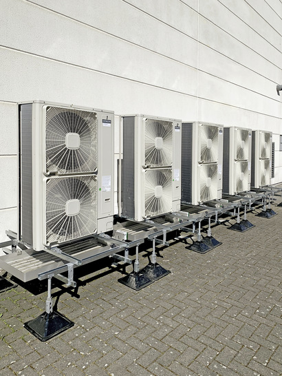 Fünf Utopia-Außeneinheiten eingebunden in eine RLT-Anlage sorgen für optimales Raumklima.