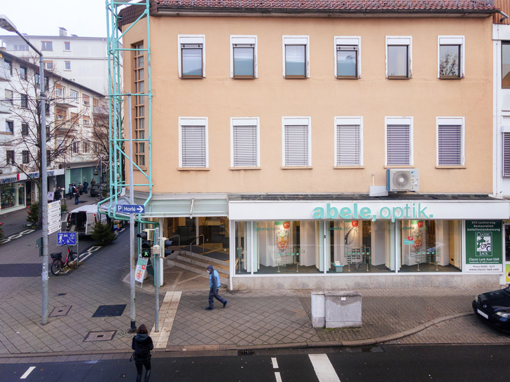 Die Filiale von Abele Optik in der Kaiserstraße in Lampertheim zwischen Mannheim und Worms ist deutschlandweit der erste Kunde, bei dem eine Anlage der neuen Daikin VRV 5 S-Serie verbaut ist.