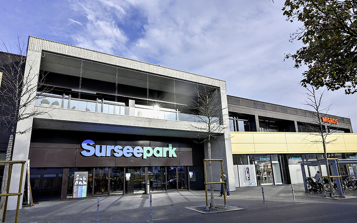 Außenansicht Einkaufs­zentrum Surseepark