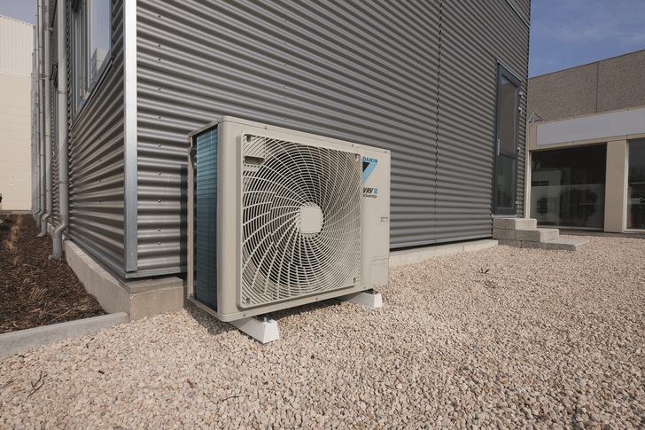 Die Anlage VRV 5 von Daikin wurde für das Kältemittel R-32 entwickelt.