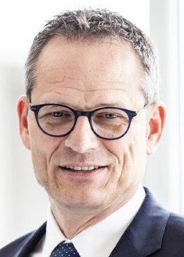 Dr. Uwe Böhlke wird neuer CEO von Rehau Industries und löst William Christensen ab. - © Rehau / Böhlke
