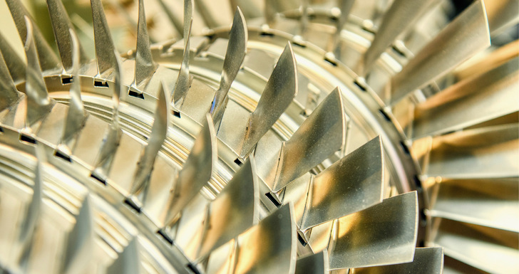 Flugzeugturbine: Hi-Tech-Beschichtung verbessert die aerodynamischen Eigenschaften und verhindert Korrosion.